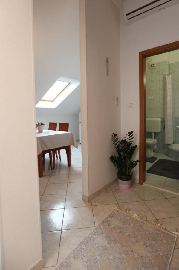 Ferienwohnung Vanja Trogir Exterior foto